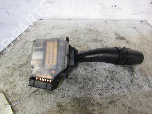 Switch HYUNDAI SANTA FÉ I (SM) 2.0 CRDi 4x4 | BP25078693I30