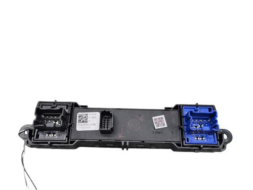 warning-switch-dacia-spring-2020-25097865 main image