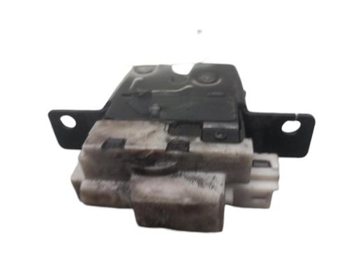 Serrure hayon RENAULT CLIO III (BR0/1, CR0/1) 1.5 dCi (BR0H, CR0H, CR1S, BR1S) (106 hp) 25074661