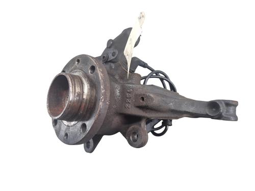 Used Right front steering knuckle Right front steering knuckle RENAULT CLIO IV Grandtour (KH_) 1.5 dCi 90 (KHN3, KHN4) (90 hp) 31308535 31308535