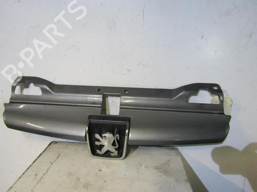 Grill PEUGEOT 406 (8B) 1.8 16V (110 hp) 25083036