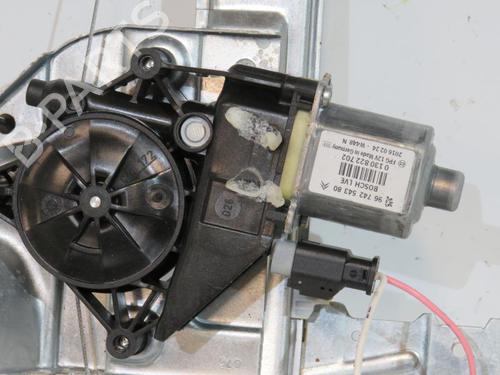 Used Front right window mechanism Front right window mechanism 33213296 33213296