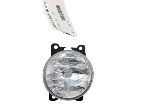 Used Left front fog light Left front fog light CITROËN C3 III (SX) 1.2 THP 110 (SXHNPS, SXHNZT, SXHNZ6) (110 hp) 30083148 30083148