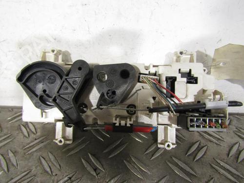 Used Climate control Climate control 25064413 25064413