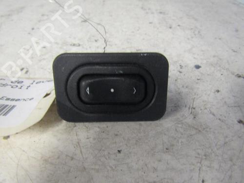 Fensterheberschalter rechts vorne für OPEL CORSA C (X01) 1.2 (F08, F68) (75 hp) 25092059