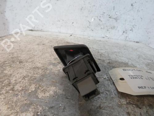Used Warning switch Warning switch TOYOTA YARIS (_P9_) 1.4 D-4D (NLP90_, NLP90R) (90 hp) 25067022 25067022