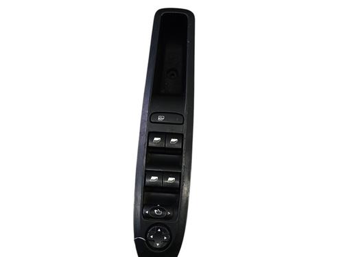 Interrupteur de vitre avant gauche CITROËN C4 II (NC_) 1.6 BlueHDi 100 (99 hp) 31040210