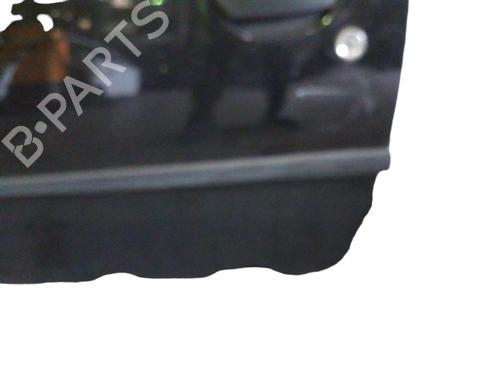 Used Left front door Left front door 25076388 25076388