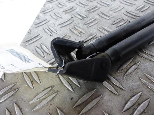 Tailgate lift support KIA CERATO I Hatchback (LD) 2.0 CRDi | BP25080160C138 