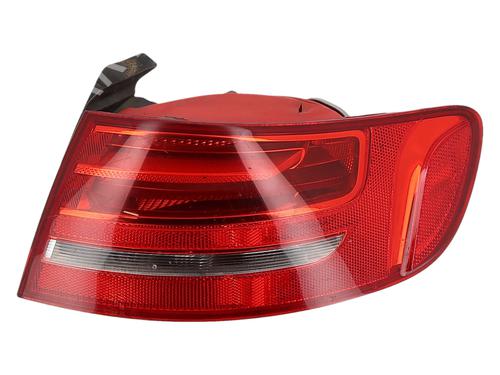 Used Right taillight Right taillight AUDI A4 B8 Avant (8K5) 2.0 TDI (143 hp) 36421321 36421321