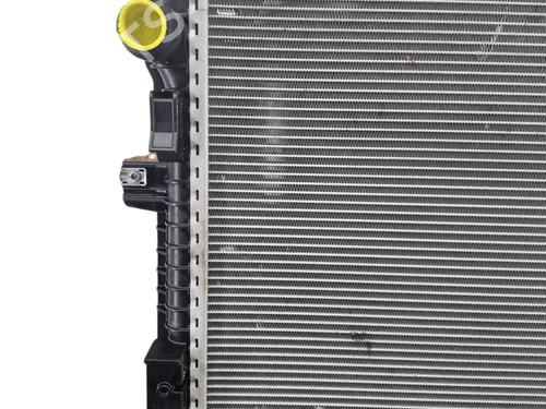 Used Water radiator Water radiator PEUGEOT 308 SW III (FC_, FJ_, FR_, F4_, FN_) BlueHDi 130 (FCYHZL, FCYHZT) (131 hp) 25100370 25100370
