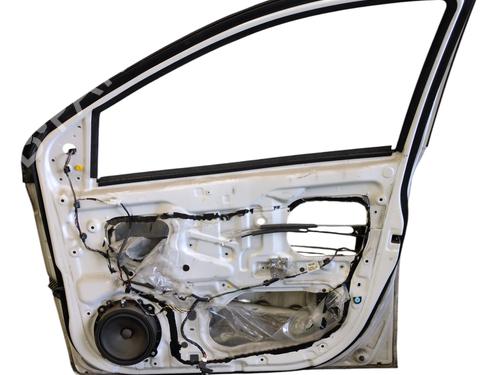 Dør høyre foran HYUNDAI i20 I (PB, PBT) 1.4 CRDi (90 hp) 26295402
