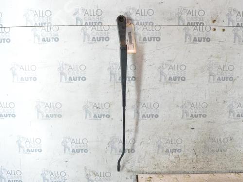 Used Front windshield wiper arm LAND ROVER FREELANDER I (L314) 2.0 DI 4x4 (98 hp) 25071077