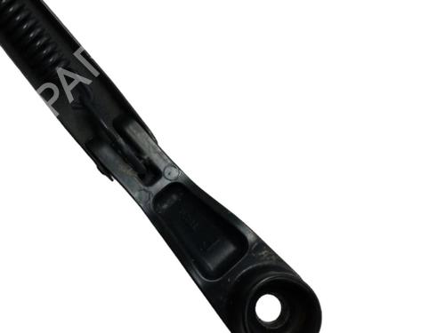 Used Front windshield wiper arm DODGE CALIBER 2.0 CRD (140 hp) 25076840