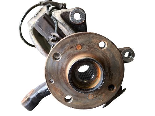 Right front steering knuckle PEUGEOT 108 1.0 VTi 72 | BP26497502M26 