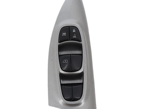 Left front window switch NISSAN JUKE (F15) 1.5 dCi | BP39710815I27 - Image 2