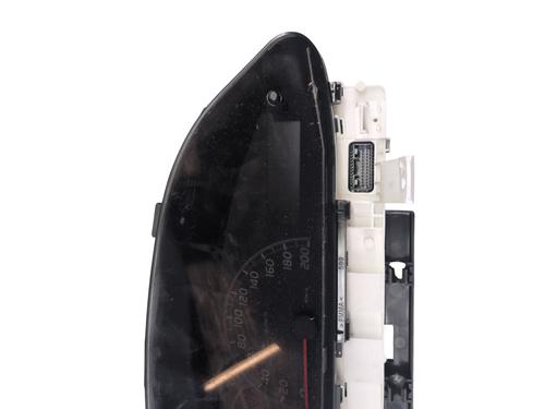 instrument-cluster-toyota-yaris-_p9_-2005-2006-2007-2008-2009-2010-2011-2012-2013-2014-28949067 main image