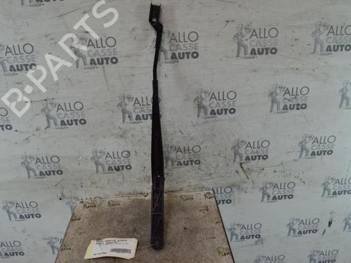 Used Front windshield wiper arm VW PASSAT B6 (3C2) 1.9 TDI (105 hp) 25097580