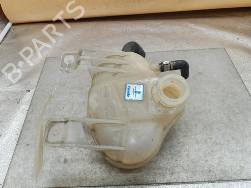 Used Expansion tank Expansion tank 25063489 25063489