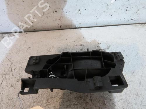 Used Rear right interior door handle Rear right interior door handle PEUGEOT 407 (6D_) 1.8 (6D6FZB) (116 hp) 25081217 25081217