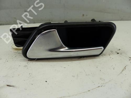 Venstre bagtil invendig håndtag VW TOURAN (1T1, 1T2) 1.9 TDI (105 hp) 25109334