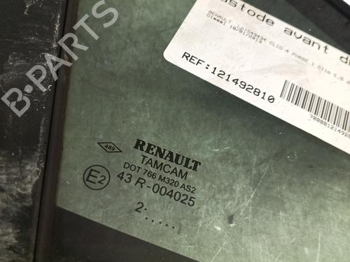 front-right-quarter-glass-renault-clio-iv-bh_-2012-2013-2014-2015-2016-2017-2018-2019-2020-2021-32438378 main image