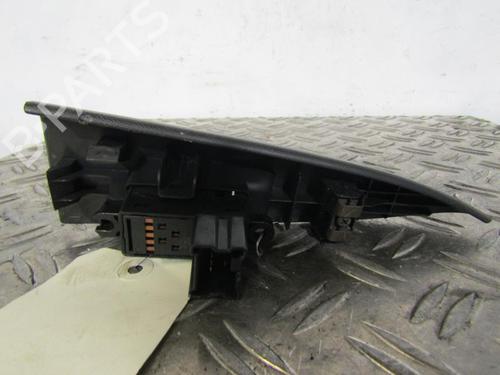 Used Left rear window switch Left rear window switch NISSAN NOTE (E11, NE11) 1.5 dCi (86 hp) 25084540 25084540
