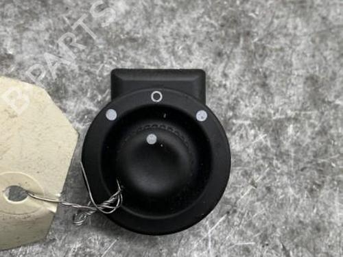 Used Mirror switch DACIA SANDERO II TCe 90 (B8M1, B8MA, B8AC) (90 hp) 25060600