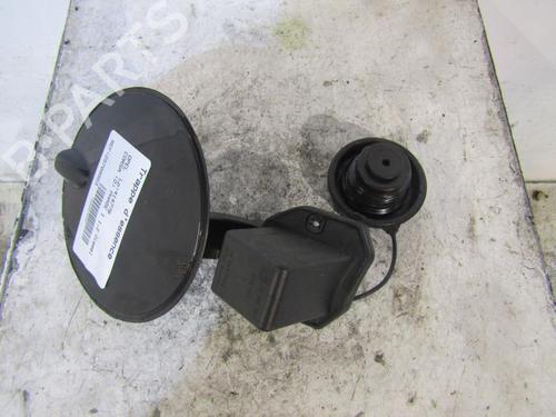 Używane Klapa wlewu paliwa OPEL CORSA D (S07) 1.3 CDTI (L08, L68) (90 hp) 25106093