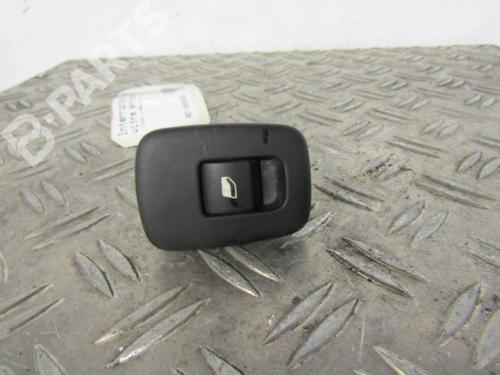 Used Right rear window switch Right rear window switch CITROËN C5 III (RD_) 1.6 HDi 110 (RD9HL0, RD9HR8, RD9HRA) (112 hp) 10591017 10591017