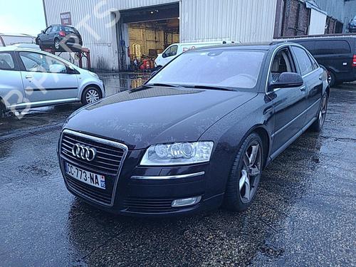 Left front fog light AUDI A8 D3 (4E2, 4E8) 3.0 TDI quattro | BP25061295C30 