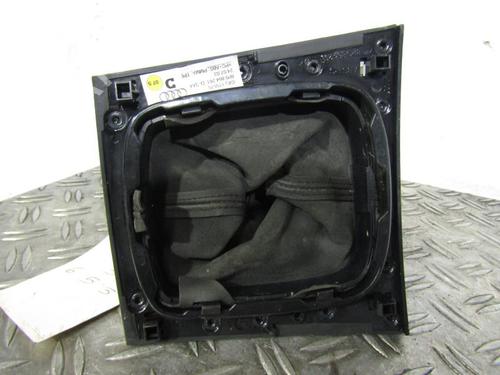 Used Gear lever AUDI A3 (8P1) [2003-2013]  25083405