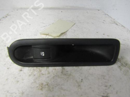 Used Right rear window switch Right rear window switch RENAULT MEGANE II Estate (KM0/1_) [2003-2012] 25111744 25111744