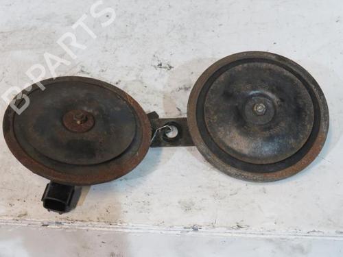 Used Horn HYUNDAI SANTA FÉ I (SM) 2.0 CRDi (113 hp) 25069165