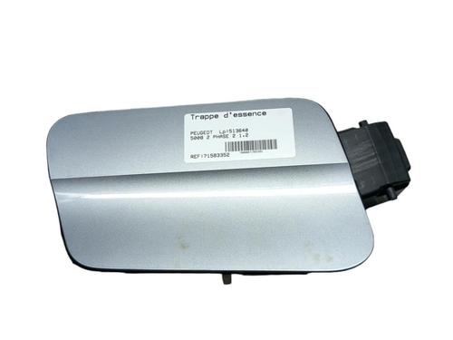 Used Fuel flap PEUGEOT 5008 II (MC_, MJ_, MR_, M4_) 1.2 THP (MRHNYH, MRHNYW, MRHNSJ, MRHNSU, MRHNSM) (131 hp) 25087589