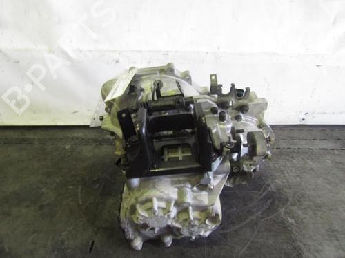 Gearbox KIA CERATO I Hatchback (LD) 2.0 CRDi | BP25080178M3 