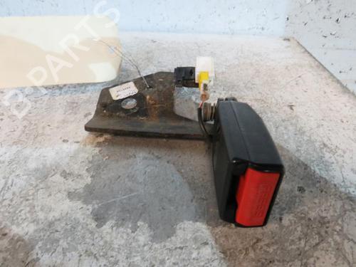 Used Seat buckle CITROËN C4 I (LC_) 2.0 HDi (136 hp) 25066419
