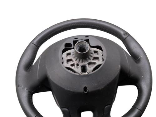 steering-wheel-renault-megane-iii-hatchback-bz01_-b3_-2008-27634445 main image