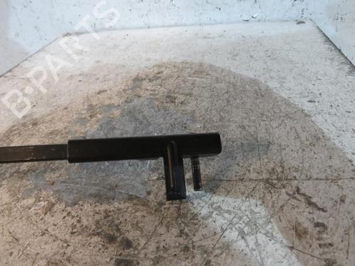 Front windshield wiper arm VW GOLF V (1K1) 1.9 TDI | BP25109614C143 