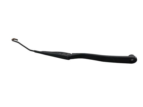Used Front windshield wiper arm NISSAN JUKE (F15) 1.5 dCi (110 hp) 25057743