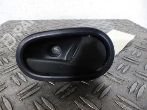 Used Rear right interior door handle Rear right interior door handle DACIA SANDERO II 1.0 SCe 75 (B8JC, B8JD) (73 hp) 10587874 10587874