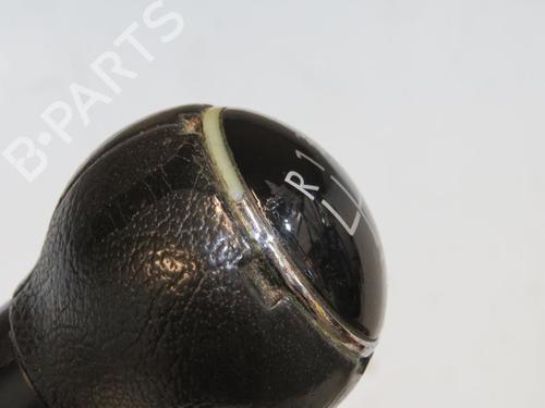 Used Shift knob Shift knob VW TOURAN (1T1, 1T2) 1.9 TDI (100 hp) 25112398 25112398