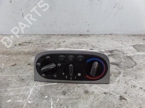 AC Styreenhet / Manøvreringsenhet OPEL COMBO Tour 1.3 CDTI 16V (75 hp) 25070538