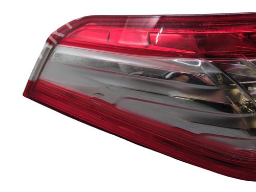 Venstre Baklys PEUGEOT 508 SW I (8E_) 1.6 (165 hp) 28031942