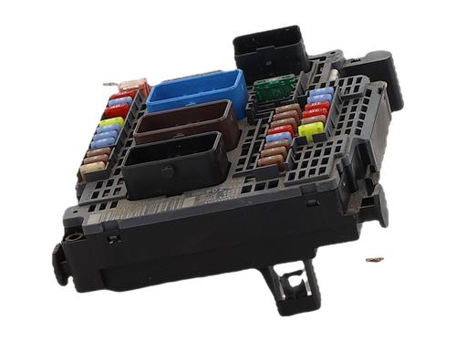 Used Fuse box Fuse box 37078796 37078796