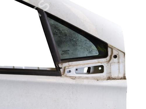 Right front door RENAULT ZOE (BFM_) ZOE | BP26293641C3