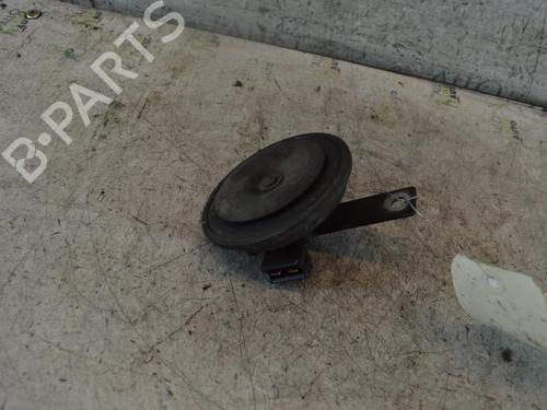 Used Horn VW POLO IV Saloon (9A4, 9A2, 9N2, 9A6) 1.4 TDI (75 hp) 25086692