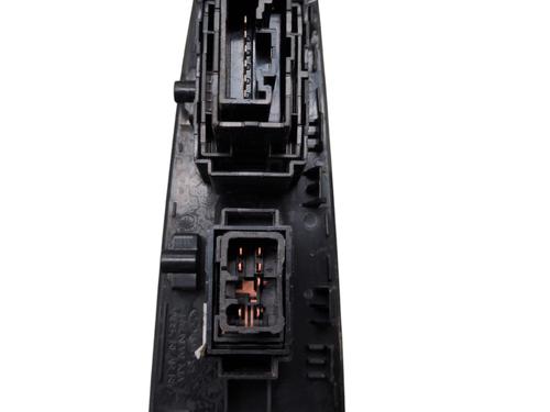 Used Right rear window switch KIA SPORTAGE III (SL) 1.7 CRDi (116 hp) 27475060