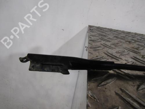 front-windshield-wiper-arm-opel-corsa-d-s07-2006-2007-2008-2009-2010-2011-2012-2013-2014-2015-25113277 main image