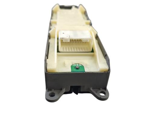 Used Left front window switch TOYOTA AURIS (_E15_) 1.8 Hybrid (ZWE150_, ZWE150R) (136 hp) 25060784